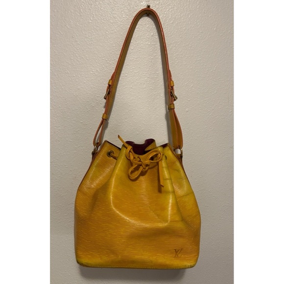 LOUIS VUITTON Noe GM Vintage Drawstring Bucket Bag Yellow Epi Leather - Picture 7 of 16